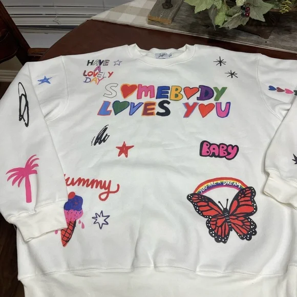 The Mayfair Group @ISCREAMCOLOR Sweatshirt Crewneck Somebody Loves You - Picture 3 of 13